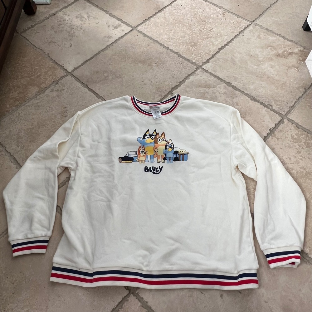 Bluey Heeler Family Women's XXL Graphic Sweatshirt Cream Striped Trim‎ camping